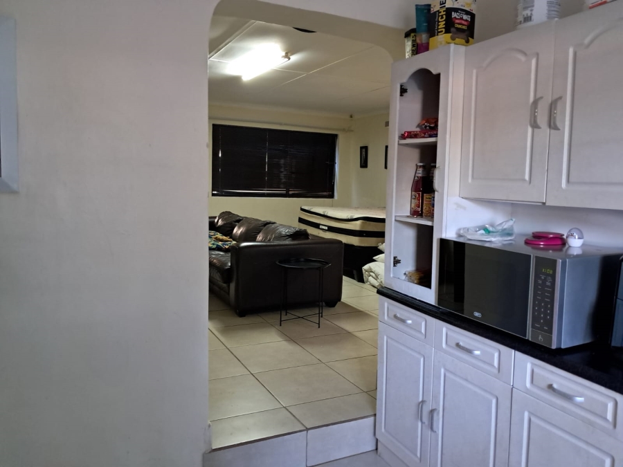 5 Bedroom Property for Sale in Protea Park North West